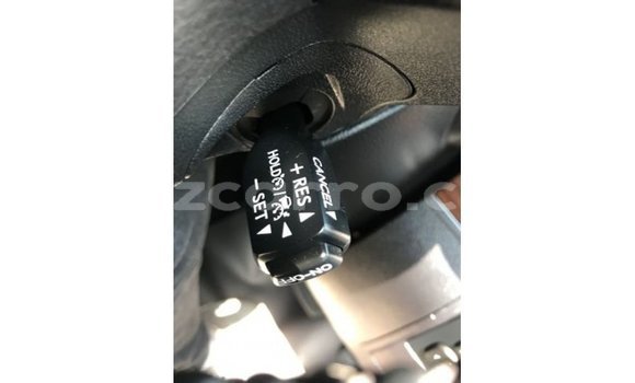 Nunua Imported Toyota Land Cruiser Nyeupe Gari ndani ya Import - Dubai nchini Cabo Delgado Nunua Imported Toyota Land Cruiser Nyeupe Gari ndani ya Import - Dubai nchini Cabo Delgado