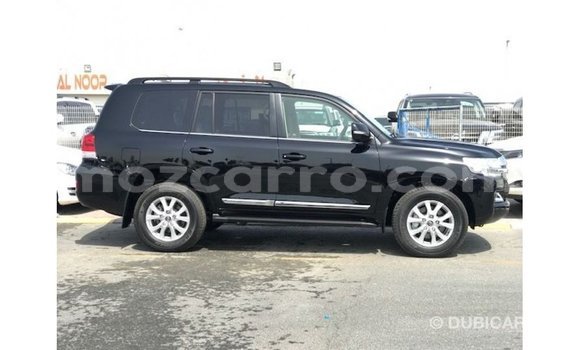 Comprar Importar Toyota Land Cruiser Preto Carro em Import - Dubai em Cabo Delgado Comprar Importar Toyota Land Cruiser Preto Carro em Import - Dubai em Cabo Delgado