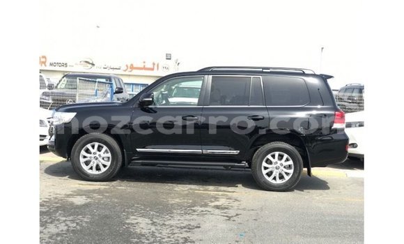 Comprar Importar Toyota Land Cruiser Preto Carro em Import - Dubai em Cabo Delgado Comprar Importar Toyota Land Cruiser Preto Carro em Import - Dubai em Cabo Delgado