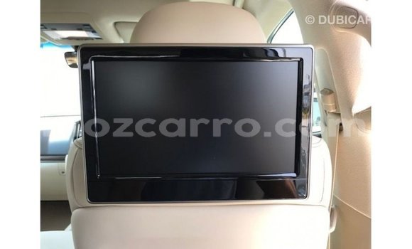 Comprar Importar Toyota Land Cruiser Branco Carro em Import - Dubai em Cabo Delgado Comprar Importar Toyota Land Cruiser Branco Carro em Import - Dubai em Cabo Delgado