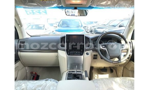 Comprar Importar Toyota Land Cruiser Preto Carro em Import - Dubai em Cabo Delgado Comprar Importar Toyota Land Cruiser Preto Carro em Import - Dubai em Cabo Delgado