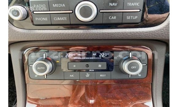 Tenga Imported Volkswagen Touareg Zvimwe Mota in Import - Dubai in Cabo Delgado Tenga Imported Volkswagen Touareg Zvimwe Mota in Import - Dubai in Cabo Delgado