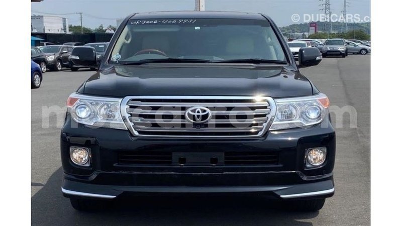 Big with watermark toyota land cruiser cabo delgado import dubai 8579