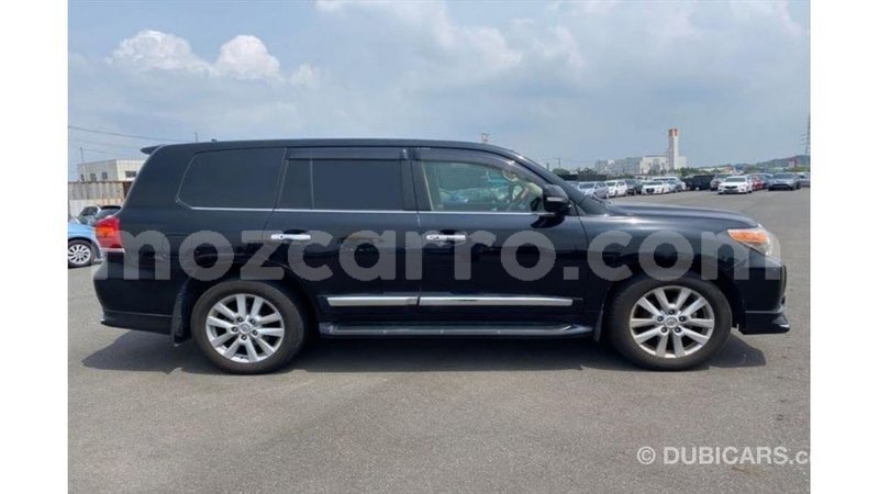 Big with watermark toyota land cruiser cabo delgado import dubai 8579