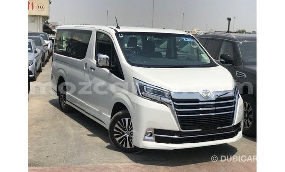 Comprar Importar Toyota Granvia Branco Carro em Import - Dubai em Cabo Delgado Comprar Importar Toyota Granvia Branco Carro em Import - Dubai em Cabo Delgado
