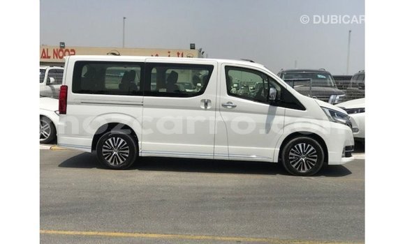 Comprar Importar Toyota Granvia Branco Carro em Import - Dubai em Cabo Delgado Comprar Importar Toyota Granvia Branco Carro em Import - Dubai em Cabo Delgado