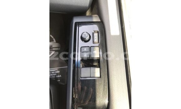 Comprar Importar Toyota Granvia Branco Carro em Import - Dubai em Cabo Delgado Comprar Importar Toyota Granvia Branco Carro em Import - Dubai em Cabo Delgado