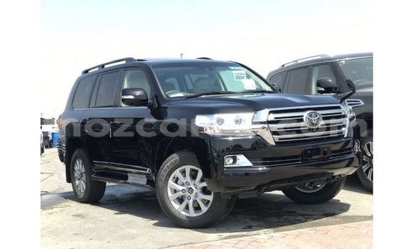 Comprar Importar Toyota Land Cruiser Preto Carro em Import - Dubai em Cabo Delgado