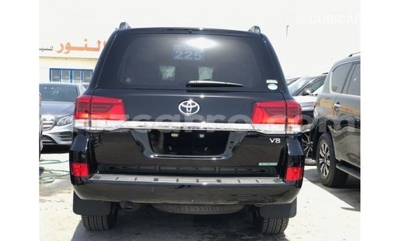 Nunua Imported Toyota Land Cruiser Nyeusi Gari ndani ya Import - Dubai nchini Cabo Delgado Nunua Imported Toyota Land Cruiser Nyeusi Gari ndani ya Import - Dubai nchini Cabo Delgado