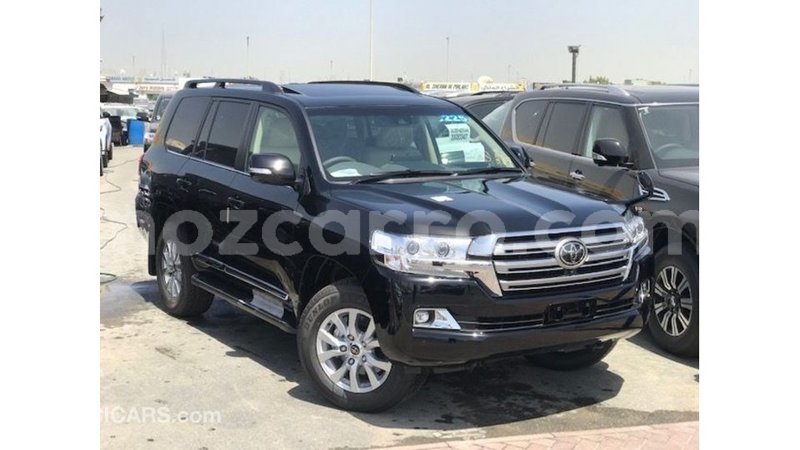 Big with watermark toyota land cruiser cabo delgado import dubai 8583