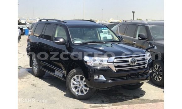 Nunua Imported Toyota Land Cruiser Nyeusi Gari ndani ya Import - Dubai nchini Cabo Delgado Nunua Imported Toyota Land Cruiser Nyeusi Gari ndani ya Import - Dubai nchini Cabo Delgado