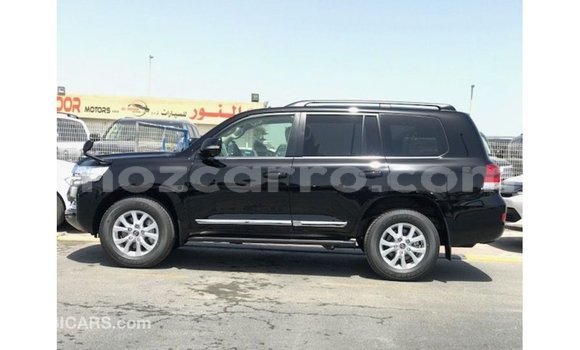 Nunua Imported Toyota Land Cruiser Nyeusi Gari ndani ya Import - Dubai nchini Cabo Delgado Nunua Imported Toyota Land Cruiser Nyeusi Gari ndani ya Import - Dubai nchini Cabo Delgado