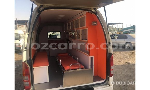Nunua Imported Toyota Hiace Nyeupe Gari ndani ya Import - Dubai nchini Cabo Delgado Nunua Imported Toyota Hiace Nyeupe Gari ndani ya Import - Dubai nchini Cabo Delgado