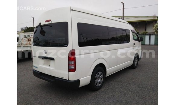 Nunua Imported Toyota Hiace Nyeupe Gari ndani ya Import - Dubai nchini Cabo Delgado Nunua Imported Toyota Hiace Nyeupe Gari ndani ya Import - Dubai nchini Cabo Delgado