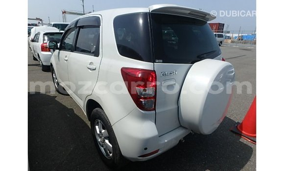 Nunua Imported Toyota Rush Nyeupe Gari ndani ya Import - Dubai nchini Cabo Delgado Nunua Imported Toyota Rush Nyeupe Gari ndani ya Import - Dubai nchini Cabo Delgado