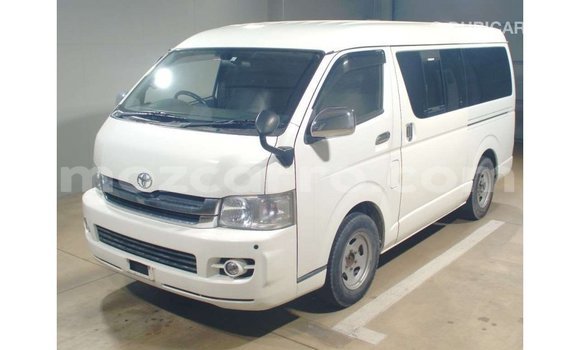 Nunua Imported Toyota Hiace Nyeupe Gari ndani ya Import - Dubai nchini Cabo Delgado Nunua Imported Toyota Hiace Nyeupe Gari ndani ya Import - Dubai nchini Cabo Delgado