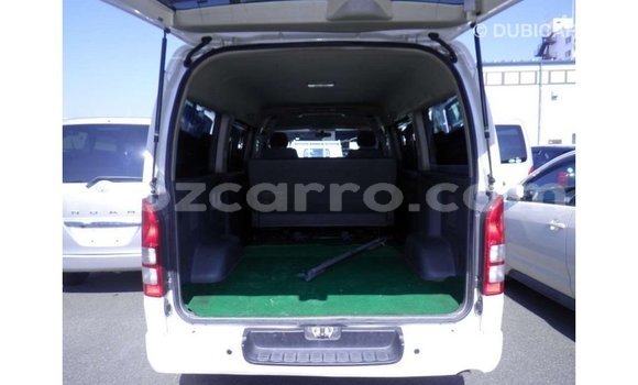 Nunua Imported Toyota Hiace Nyeupe Gari ndani ya Import - Dubai nchini Cabo Delgado Nunua Imported Toyota Hiace Nyeupe Gari ndani ya Import - Dubai nchini Cabo Delgado