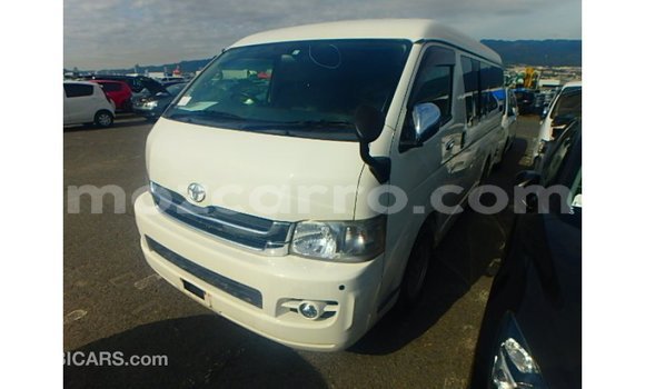 Nunua Imported Toyota Hiace Nyeupe Gari ndani ya Import - Dubai nchini Cabo Delgado Nunua Imported Toyota Hiace Nyeupe Gari ndani ya Import - Dubai nchini Cabo Delgado