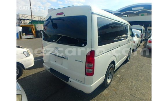 Nunua Imported Toyota Hiace Nyeupe Gari ndani ya Import - Dubai nchini Cabo Delgado Nunua Imported Toyota Hiace Nyeupe Gari ndani ya Import - Dubai nchini Cabo Delgado