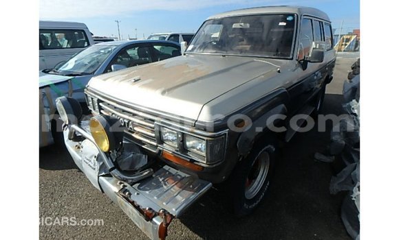 Nunua Imported Toyota Land Cruiser Nyingine Gari ndani ya Import - Dubai nchini Cabo Delgado Nunua Imported Toyota Land Cruiser Nyingine Gari ndani ya Import - Dubai nchini Cabo Delgado