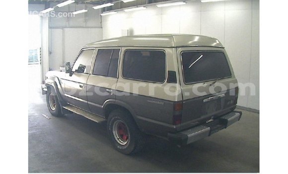 Nunua Imported Toyota Land Cruiser Nyingine Gari ndani ya Import - Dubai nchini Cabo Delgado Nunua Imported Toyota Land Cruiser Nyingine Gari ndani ya Import - Dubai nchini Cabo Delgado
