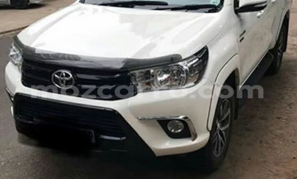 Buy Used Toyota Hilux White Car in Maputo in Maputo Buy Used Toyota Hilux White Car in Maputo in Maputo