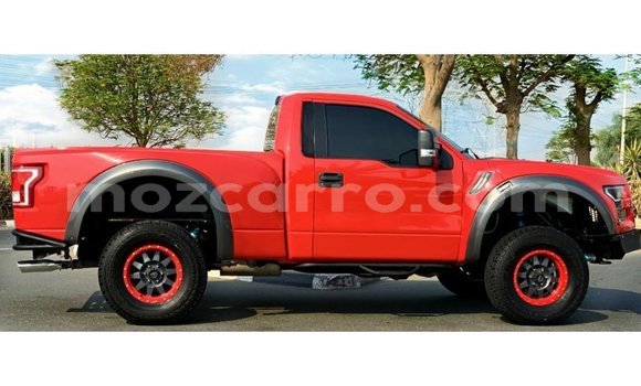 Tenga Imported Ford Club Wagon Tsvuku Mota in Import - Dubai in Cabo Delgado Tenga Imported Ford Club Wagon Tsvuku Mota in Import - Dubai in Cabo Delgado