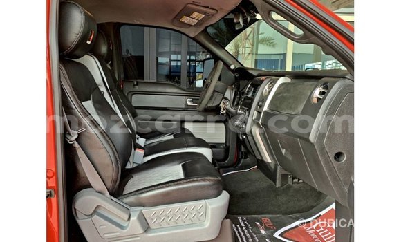 Tenga Imported Ford Club Wagon Tsvuku Mota in Import - Dubai in Cabo Delgado Tenga Imported Ford Club Wagon Tsvuku Mota in Import - Dubai in Cabo Delgado