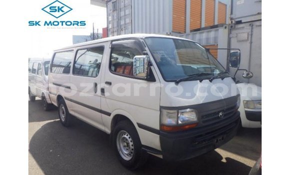 Comprar Importar Toyota Hiace Branco Carro em Import - Dubai em Cabo Delgado