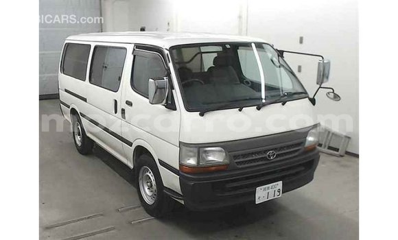 Nunua Imported Toyota Hiace Nyeupe Gari ndani ya Import - Dubai nchini Cabo Delgado Nunua Imported Toyota Hiace Nyeupe Gari ndani ya Import - Dubai nchini Cabo Delgado