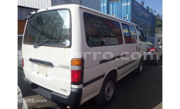 Nunua Imported Toyota Hiace Nyeupe Gari ndani ya Import - Dubai nchini Cabo Delgado Nunua Imported Toyota Hiace Nyeupe Gari ndani ya Import - Dubai nchini Cabo Delgado