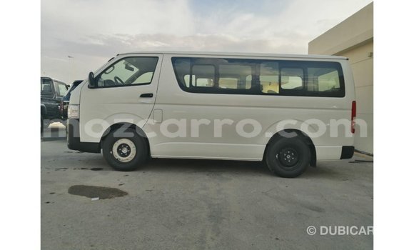 Buy Import Toyota Hiace White Car in Import - Dubai in Cabo Delgado Buy Import Toyota Hiace White Car in Import - Dubai in Cabo Delgado