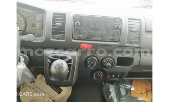 Buy Import Toyota Hiace White Car in Import - Dubai in Cabo Delgado Buy Import Toyota Hiace White Car in Import - Dubai in Cabo Delgado
