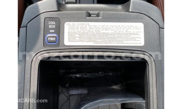 Nunua Imported Toyota Prado Nyeusi Gari ndani ya Import - Dubai nchini Cabo Delgado Nunua Imported Toyota Prado Nyeusi Gari ndani ya Import - Dubai nchini Cabo Delgado