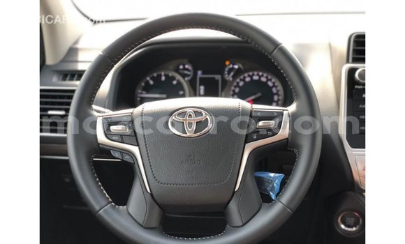 Nunua Imported Toyota Prado Nyeusi Gari ndani ya Import - Dubai nchini Cabo Delgado Nunua Imported Toyota Prado Nyeusi Gari ndani ya Import - Dubai nchini Cabo Delgado