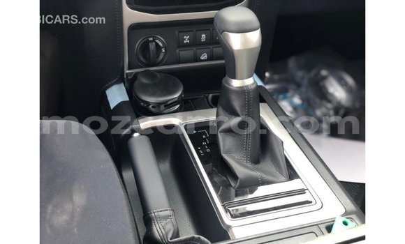 Tenga Imported Toyota Prado Zvimwe Mota in Import - Dubai in Cabo Delgado Tenga Imported Toyota Prado Zvimwe Mota in Import - Dubai in Cabo Delgado