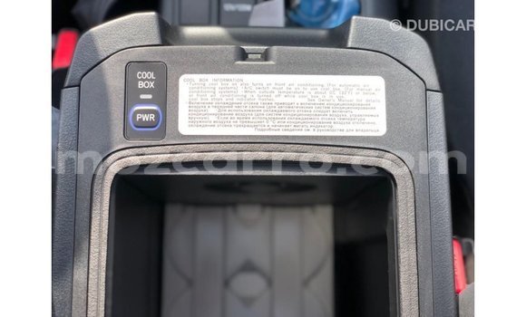 Tenga Imported Toyota Prado Zvimwe Mota in Import - Dubai in Cabo Delgado Tenga Imported Toyota Prado Zvimwe Mota in Import - Dubai in Cabo Delgado