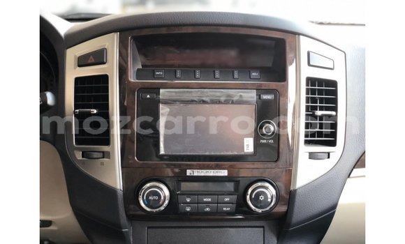 Tenga Imported Mitsubishi Pajero Zvimwe Mota in Import - Dubai in Cabo Delgado Tenga Imported Mitsubishi Pajero Zvimwe Mota in Import - Dubai in Cabo Delgado