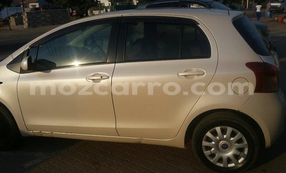 Buy Used Toyota Vitz White Car in Maputo in Maputo Buy Used Toyota Vitz White Car in Maputo in Maputo