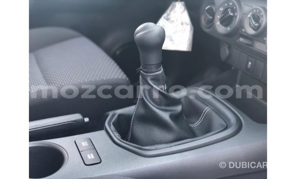 Tenga Imported Toyota Hilux Zvimwe Mota in Import - Dubai in Cabo Delgado Tenga Imported Toyota Hilux Zvimwe Mota in Import - Dubai in Cabo Delgado