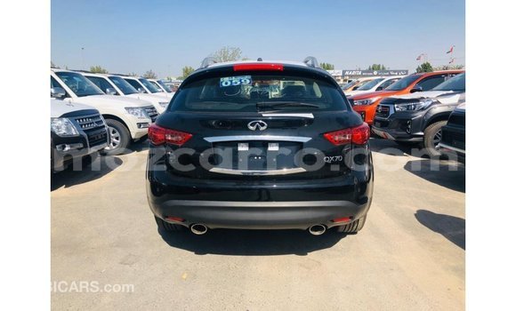 Nunua Imported Infiniti Q Nyeusi Gari ndani ya Import - Dubai nchini Cabo Delgado Nunua Imported Infiniti Q Nyeusi Gari ndani ya Import - Dubai nchini Cabo Delgado