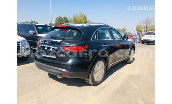 Nunua Imported Infiniti Q Nyeusi Gari ndani ya Import - Dubai nchini Cabo Delgado Nunua Imported Infiniti Q Nyeusi Gari ndani ya Import - Dubai nchini Cabo Delgado