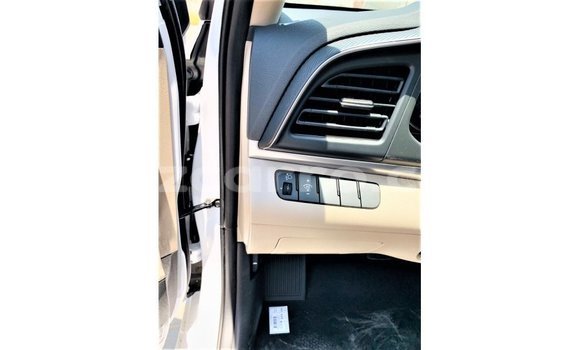 Buy Import Hyundai Elantra White Car in Import - Dubai in Cabo Delgado Buy Import Hyundai Elantra White Car in Import - Dubai in Cabo Delgado