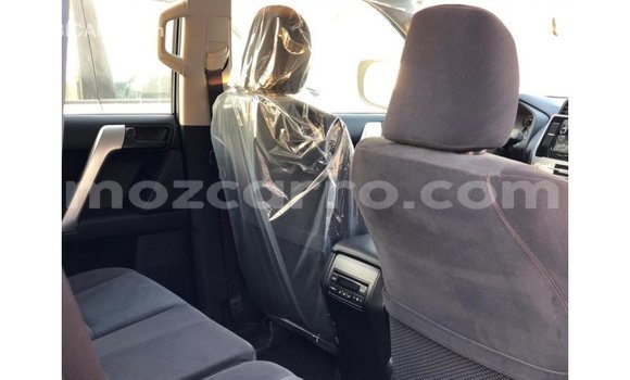 Nunua Imported Toyota Prado Nyeusi Gari ndani ya Import - Dubai nchini Cabo Delgado Nunua Imported Toyota Prado Nyeusi Gari ndani ya Import - Dubai nchini Cabo Delgado