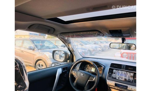 Nunua Imported Toyota Prado Nyeusi Gari ndani ya Import - Dubai nchini Cabo Delgado Nunua Imported Toyota Prado Nyeusi Gari ndani ya Import - Dubai nchini Cabo Delgado