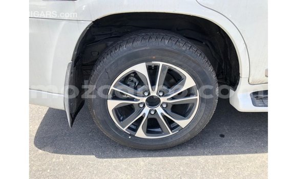 Tenga Imported Toyota Land Cruiser Chena Mota in Import - Dubai in Cabo Delgado Tenga Imported Toyota Land Cruiser Chena Mota in Import - Dubai in Cabo Delgado