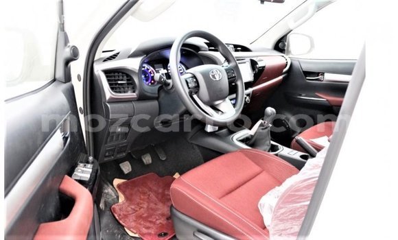 Buy Import Toyota Hilux White Car in Import - Dubai in Cabo Delgado Buy Import Toyota Hilux White Car in Import - Dubai in Cabo Delgado