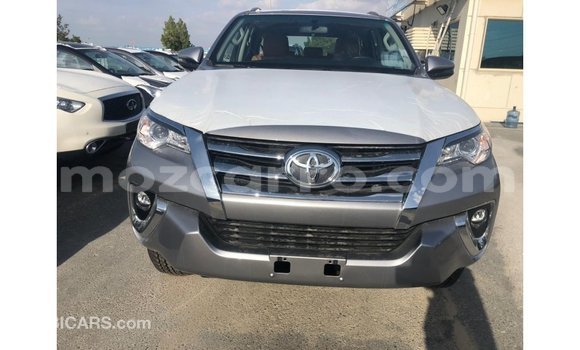 Nunua Imported Toyota Fortuner Nyingine Gari ndani ya Import - Dubai nchini Cabo Delgado Nunua Imported Toyota Fortuner Nyingine Gari ndani ya Import - Dubai nchini Cabo Delgado