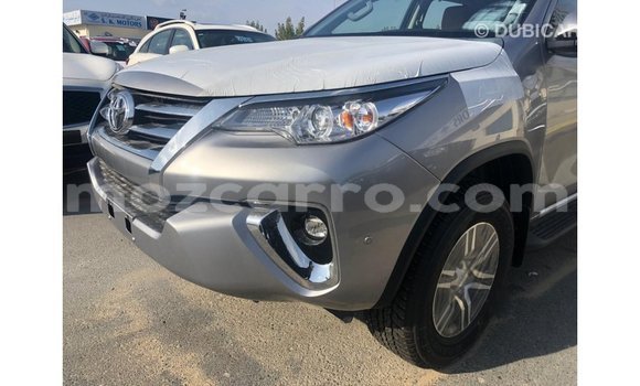 Nunua Imported Toyota Fortuner Nyingine Gari ndani ya Import - Dubai nchini Cabo Delgado Nunua Imported Toyota Fortuner Nyingine Gari ndani ya Import - Dubai nchini Cabo Delgado