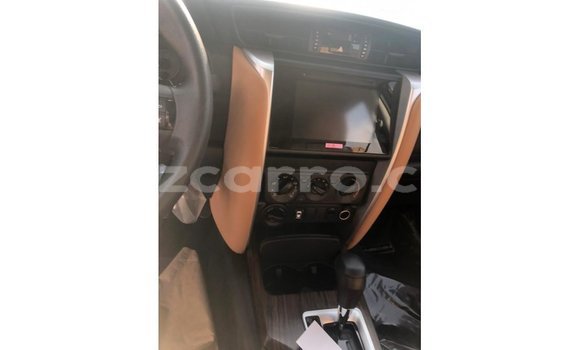 Nunua Imported Toyota Fortuner Nyingine Gari ndani ya Import - Dubai nchini Cabo Delgado Nunua Imported Toyota Fortuner Nyingine Gari ndani ya Import - Dubai nchini Cabo Delgado